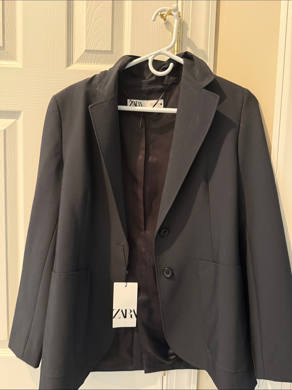 ZARA women’s Black Tailored Blazer